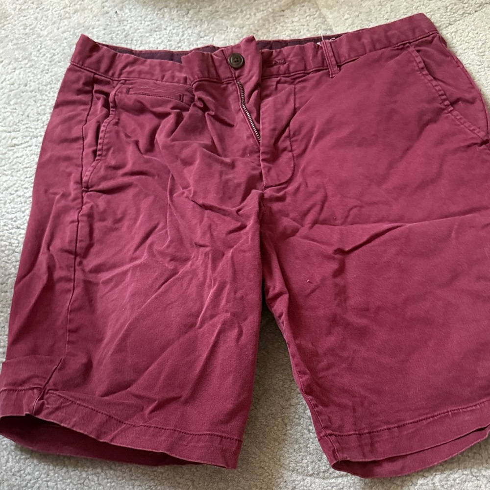 GAP Men's Red Shorts